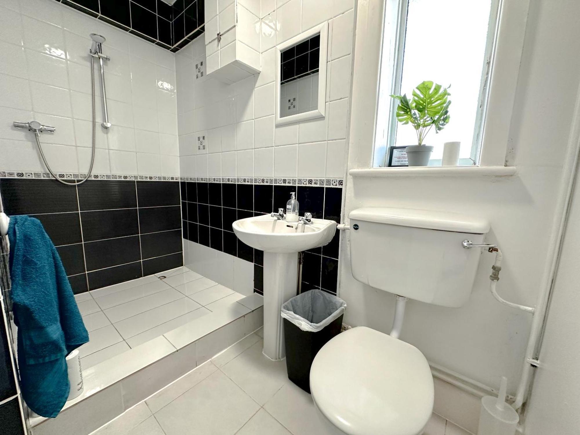Bournemouth 3 Bedroom - Parking 外观 照片